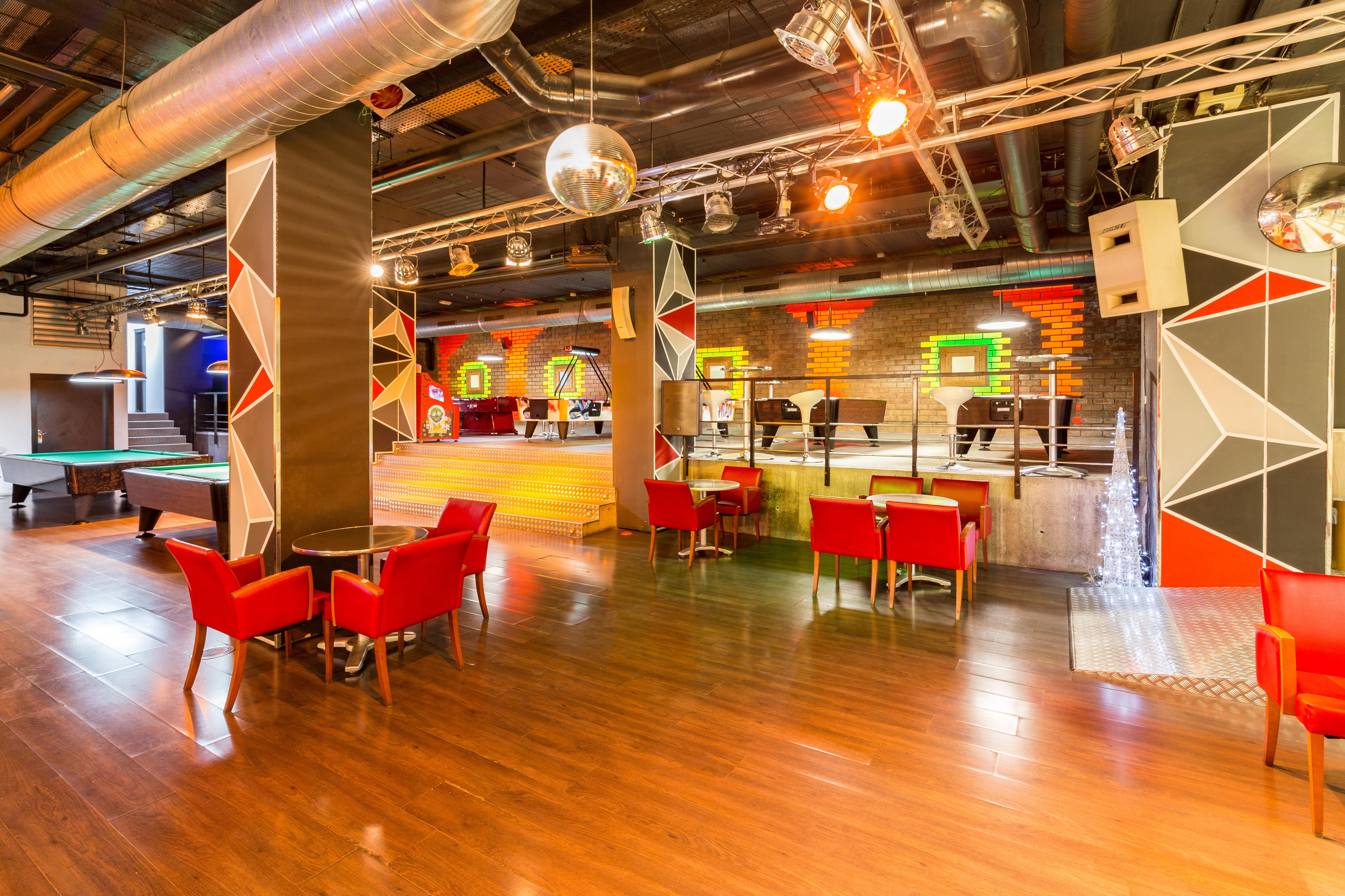 Hotel Princesa Parc Excellence Arinsal Exterior foto The interior of the nightclub