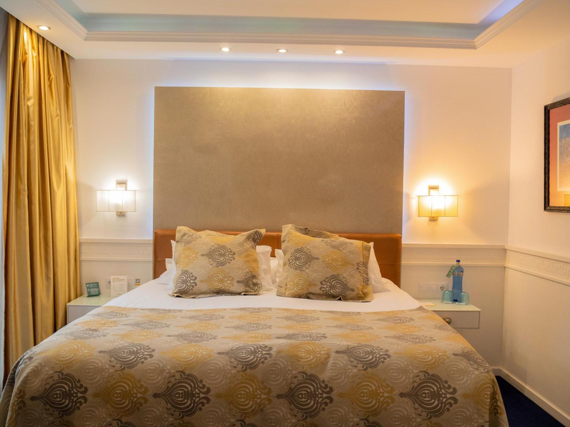 Hotel Princesa Parc Excellence Arinsal Exterior foto A bedroom at the hotel
